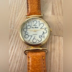 Vintage Pierre Nicol ladies gold tone brown leather watch NEW BATTERY